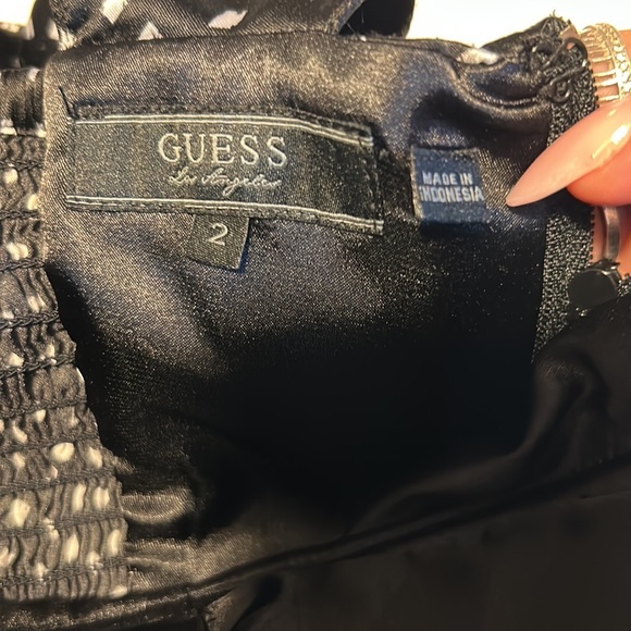 Black satin fabulous semi-stretchy dress by Guess. US size 2 - Picture 4 of 6
